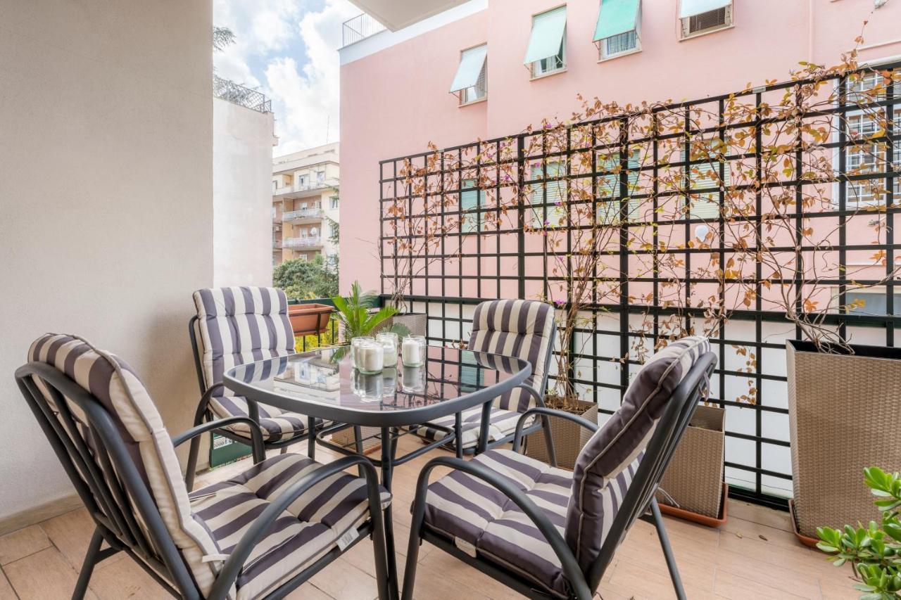 White Candle Apt, Close To San Pietro, Gemelli And Center Appartamento *