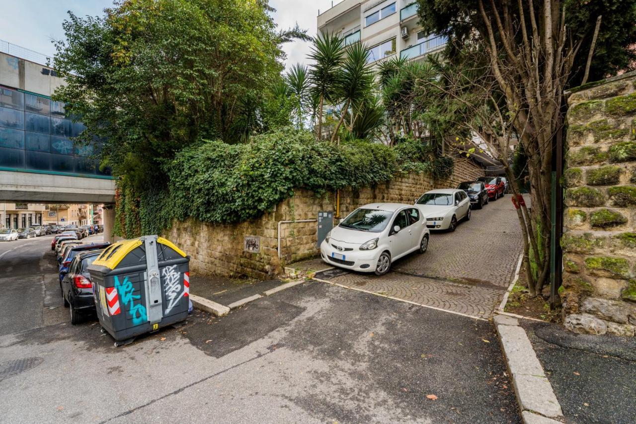 White Candle Apt, Close To San Pietro, Gemelli And Center Apartment *